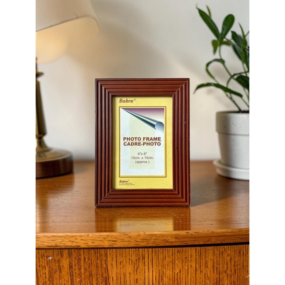 Mid Century Modern Ribbed Wood Photo Frame – 4x6 Vintage MCM Danish Decor